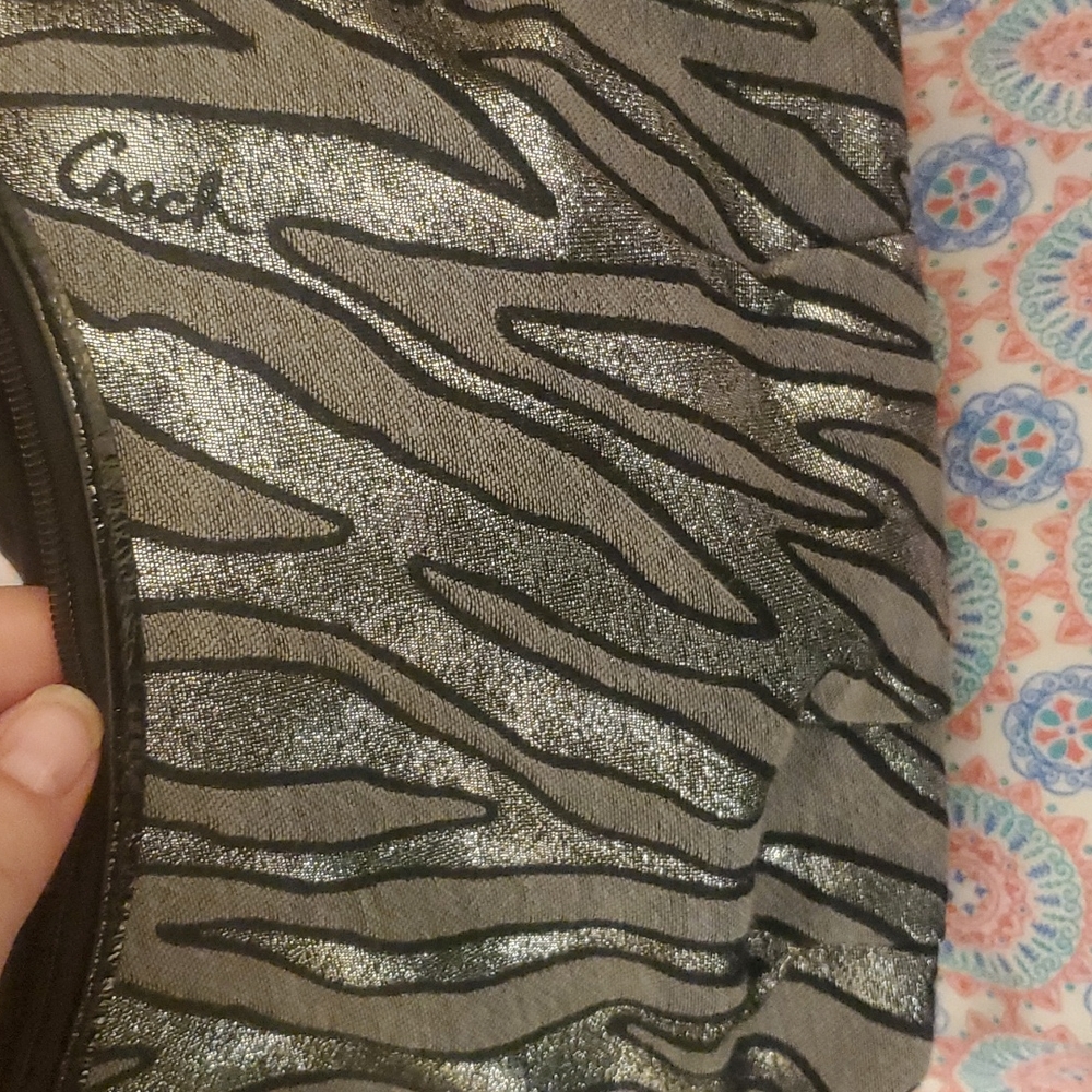 Small Coach bag - Picture 8 of 9